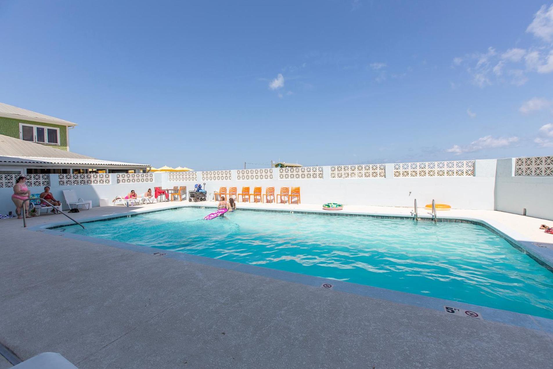 קרולינה ביץ' Golden Sands Oceanfront Hotel מראה חיצוני תמונה