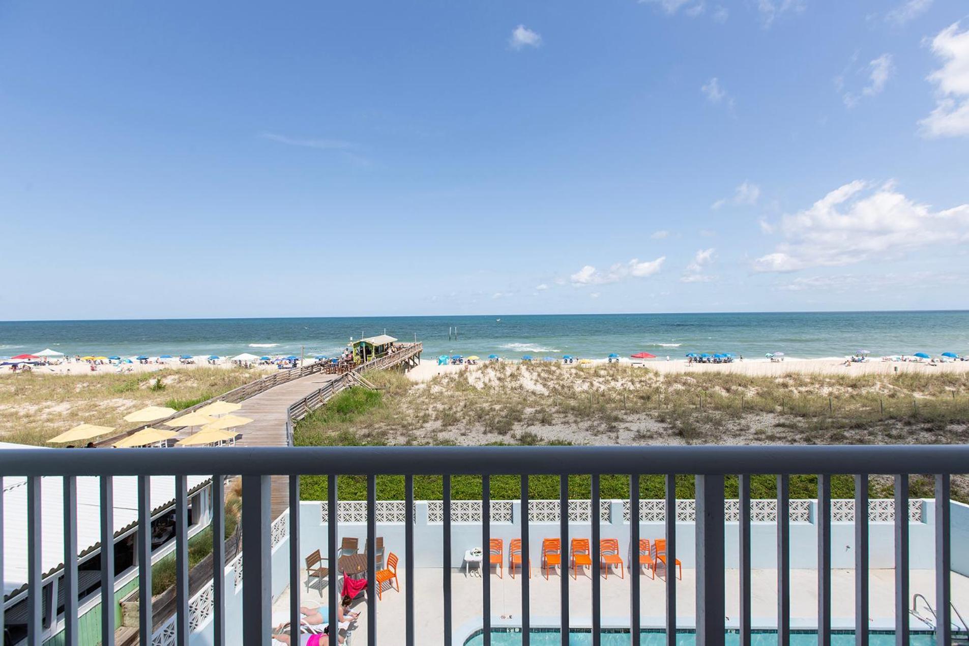 קרולינה ביץ' Golden Sands Oceanfront Hotel מראה חיצוני תמונה