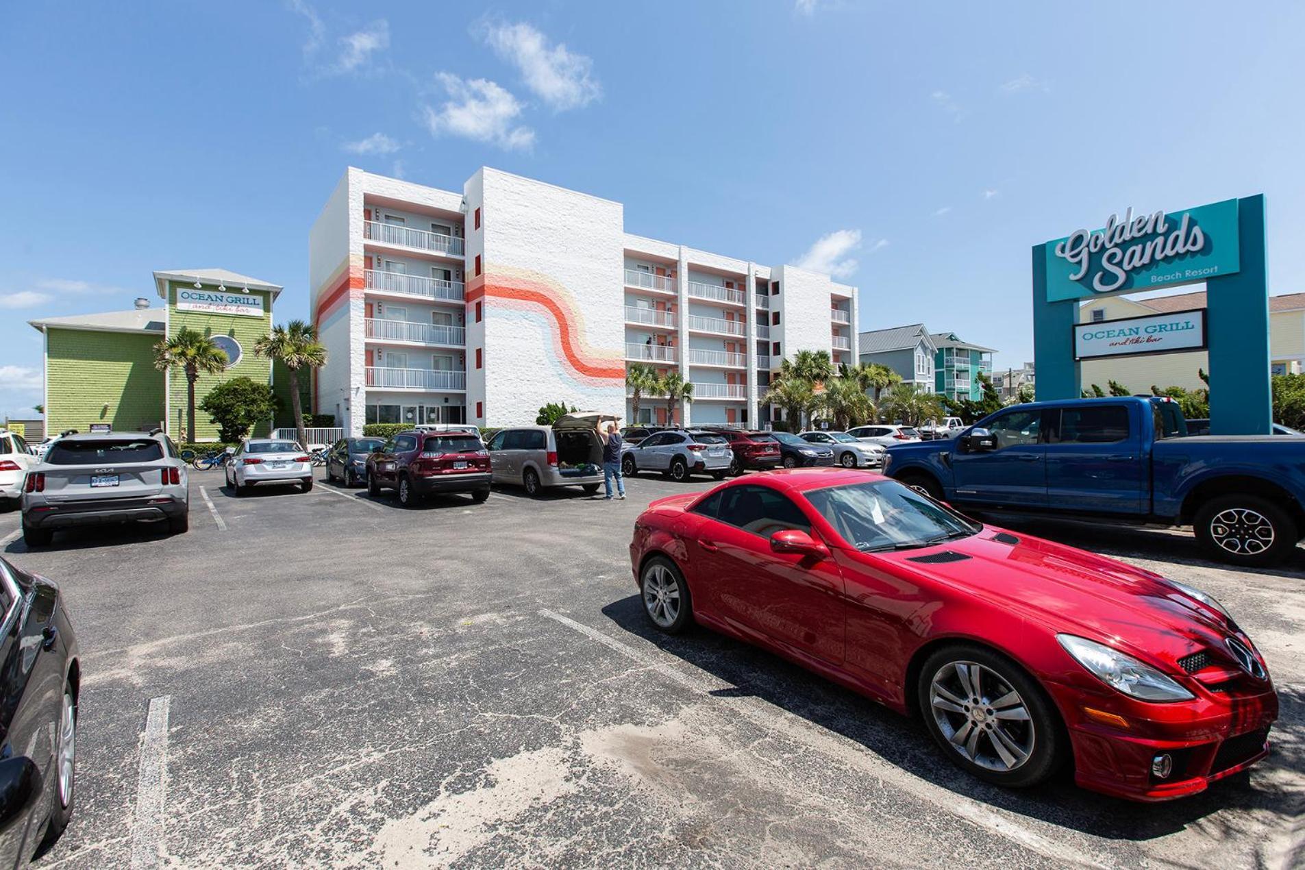 קרולינה ביץ' Golden Sands Oceanfront Hotel מראה חיצוני תמונה