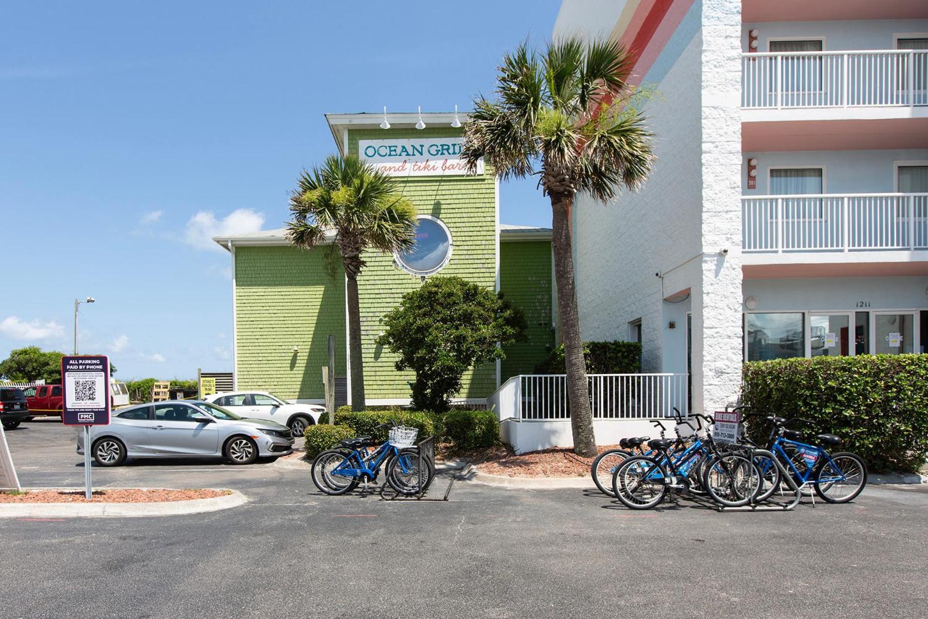 קרולינה ביץ' Golden Sands Oceanfront Hotel מראה חיצוני תמונה
